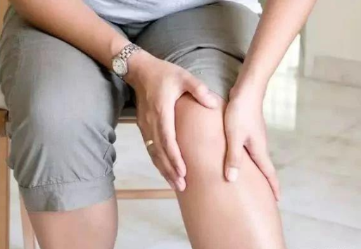 血管堵塞的人,腿上会出现5种表现,占上一个,小心“血栓(图2)