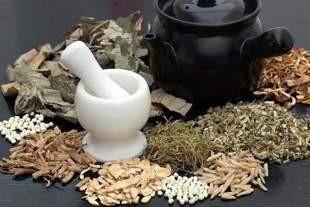 覃氏瑶医涂膏疗法