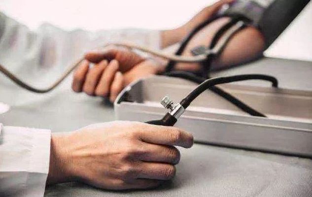 疫情期间,高血压患者如何才能应对自如?(图1)